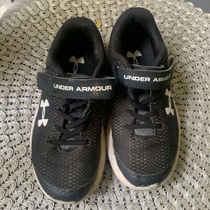 Toddler boys size 11.5 Under Armour sneakers. Used condition but price reflects.